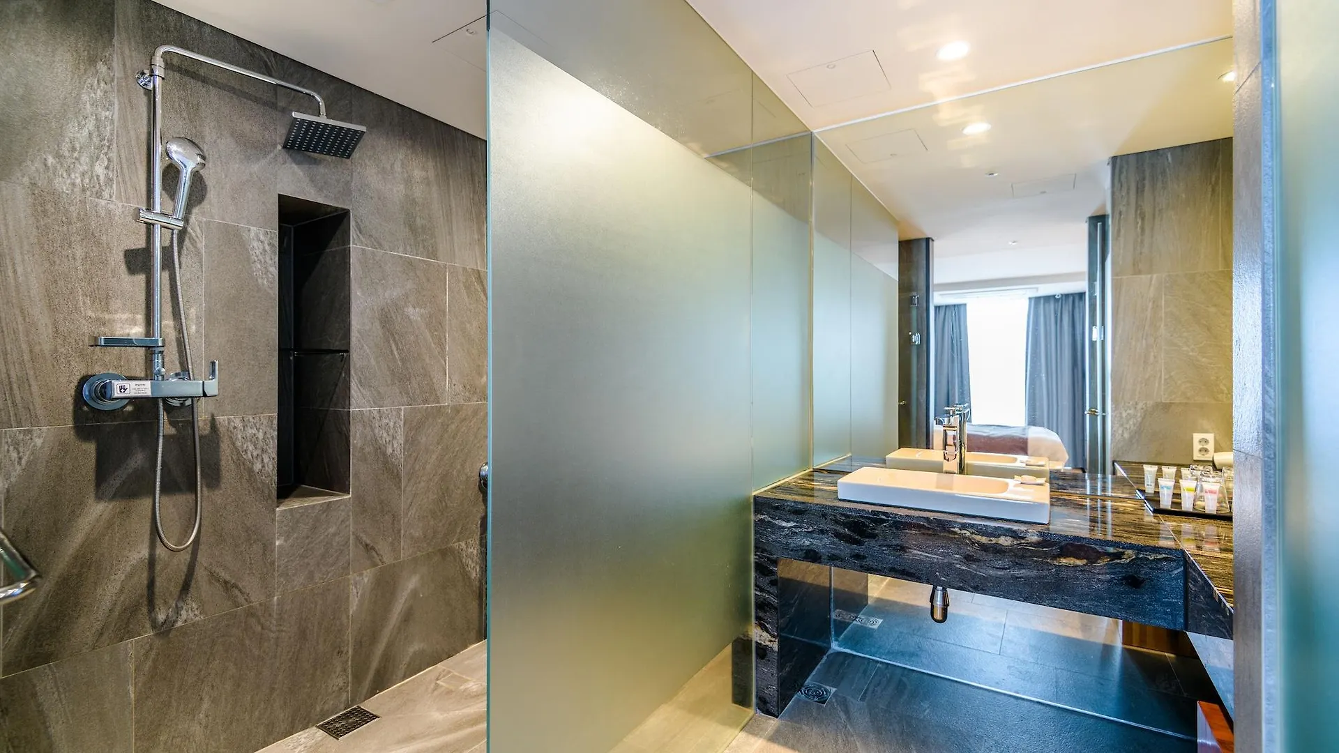 Brown Suites Hotel And Resort Jeju