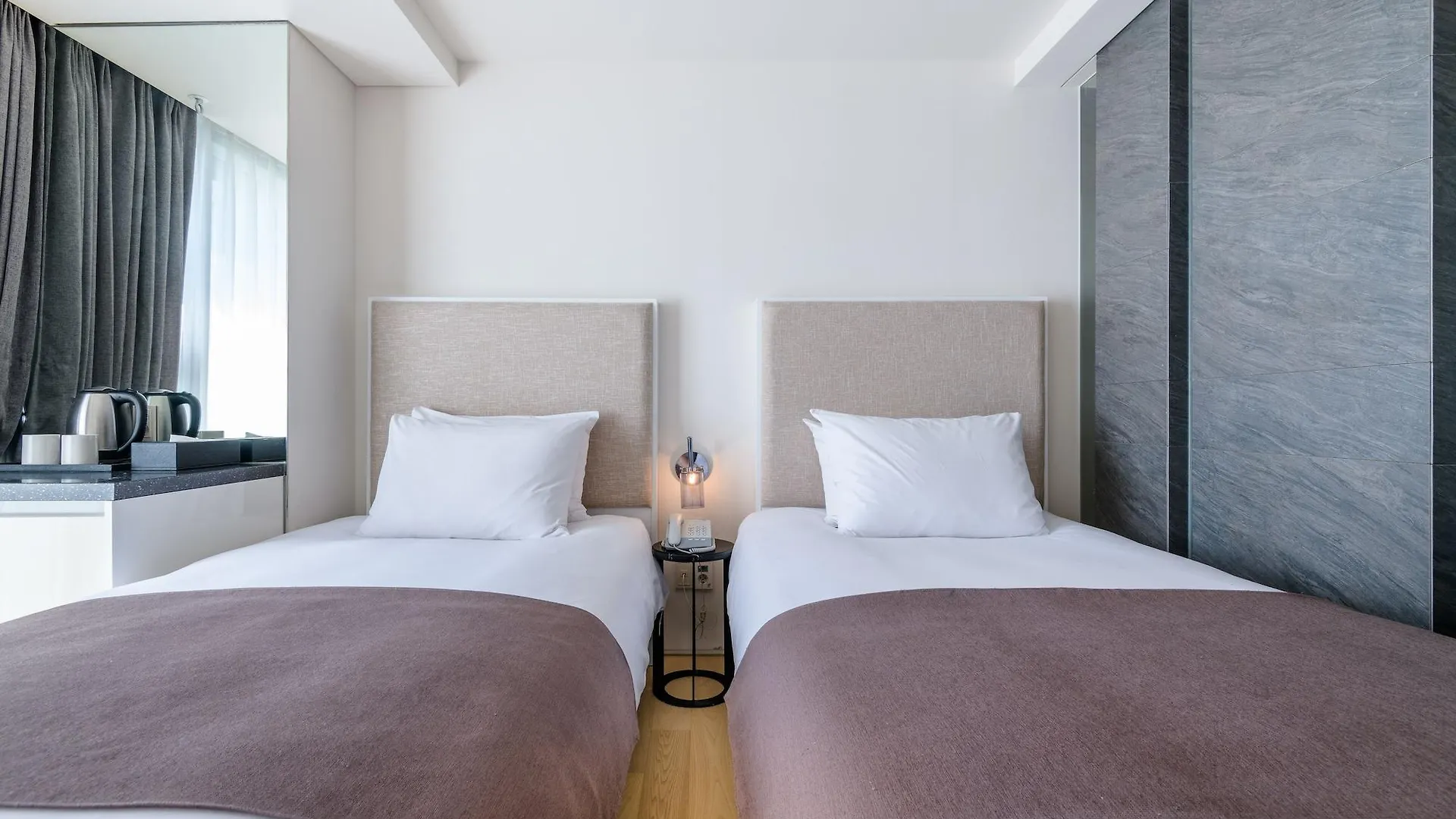 ****  Brown Suites Hotel And Resort Jeju South Korea